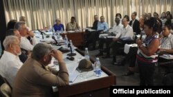 El vicepresidente de los Consejos de Estado y de Ministros, Miguel Díaz-Canel Bermúdez estuvo en las comisiones el XX Congreso de la Central de Trabajadores de Cuba (CTC), en el Palacio de Convenciones de La Habana.